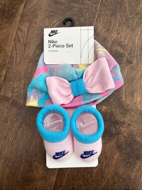 Nike Pink & Blue Tie-Dye Hat and Booties Set